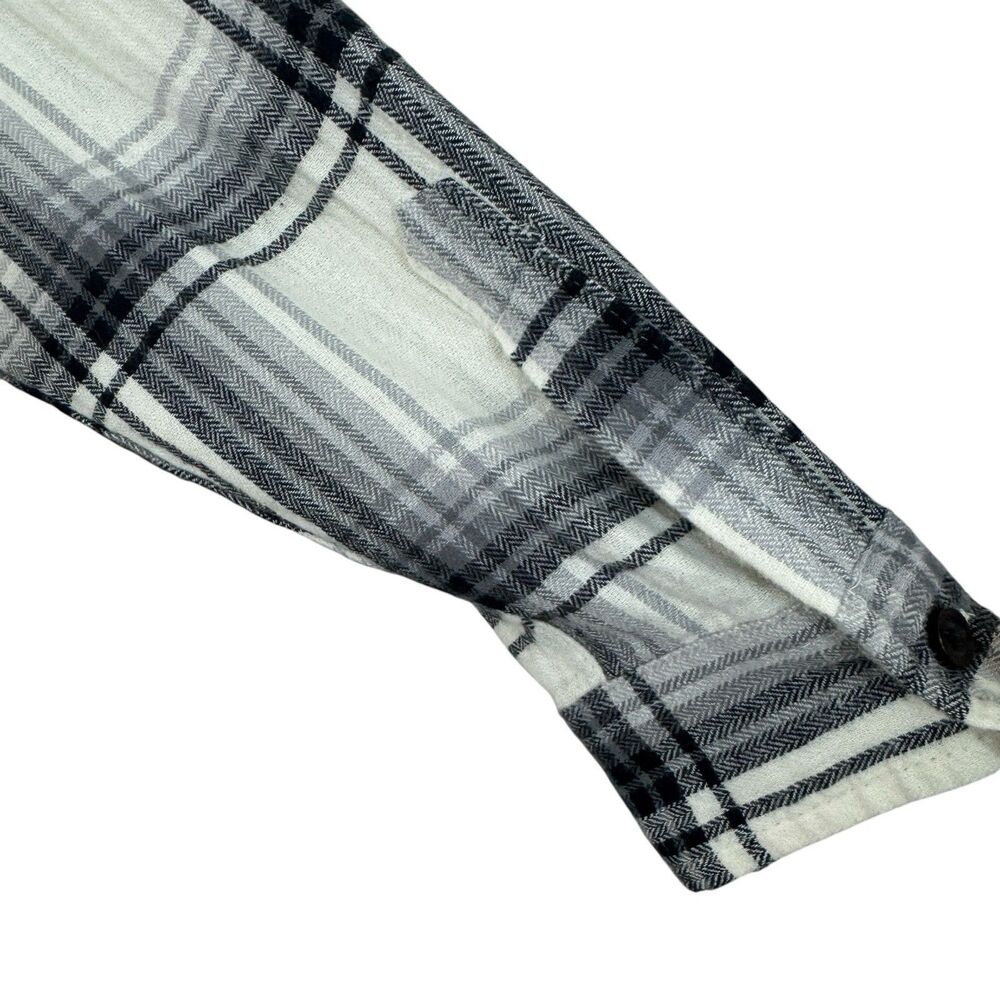 GAP Large Cotton Flannel Shirt Button Up Long Sleeve Plaid Womens READ - Picture 12 of 12